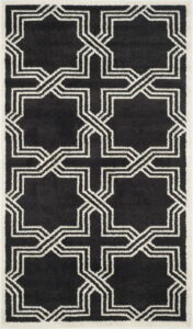 Černý koberec vhodný i do exteriéru Safavieh Barcares