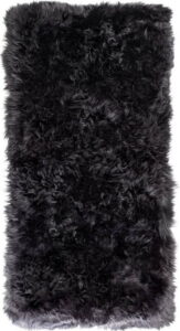Černý koberec z ovčí kožešiny Royal Dream Zealand Natur
