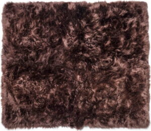 Tmavě hnědý koberec z ovčí kožešiny Royal Dream Zealand Sheep
