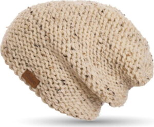 Béžová ručně pletená čepice DOKE Tweed DOKE