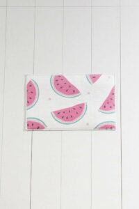 Bílo-růžová koupelnová předložka Tropica Watermelon