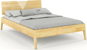 Dvoulůžková postel z borovicového dřeva Skandica Visby Wolomin
