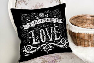 Povlak na polštář s příměsí bavlny Minimalist Cushion Covers Black Love