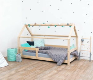 Přírodní dětská postel s bočnicemi ze smrkového dřeva Benlemi Tery