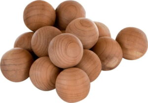 Sada 15 kuliček z cedrového dřeva Premier Housewares Cedar Balls Premier Housewares