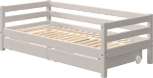 Šedá dětská postel z borovicového dřeva s přídavným výsuvným lůžkem Flexa Classic Flexa
