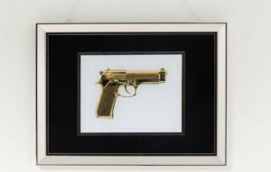 Zasklený obraz Kare Design Gun Gold