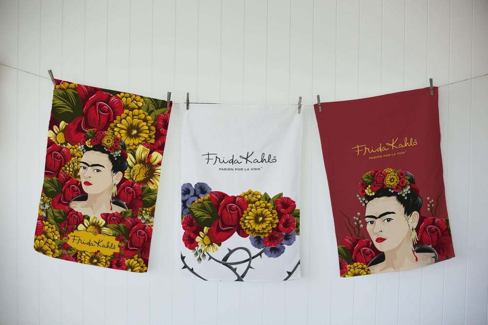 Sada 3 utěrek s příměsí bavlny Madre Selva Frida Portrait
