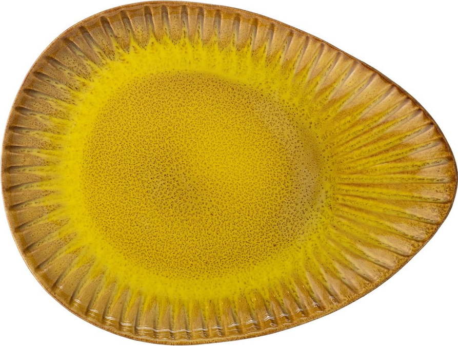 Žlutý servírovací talíř z kameniny Bloomingville Cala