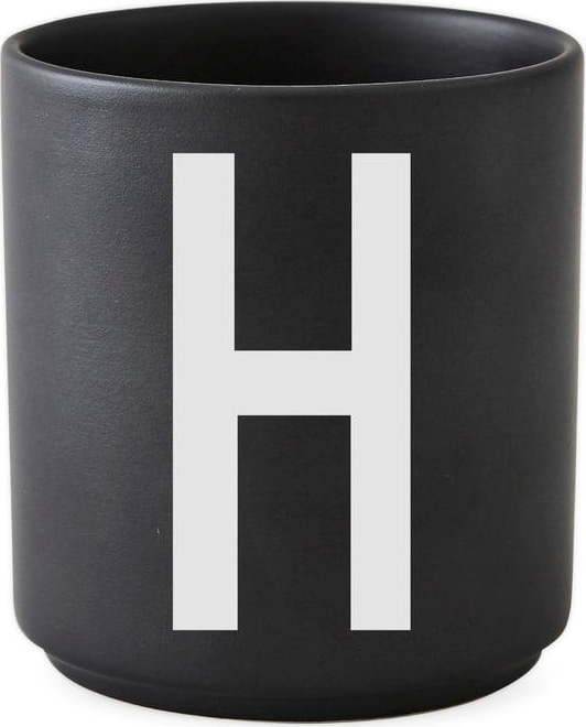 Černý porcelánový hrnek Design Letters Alphabet H