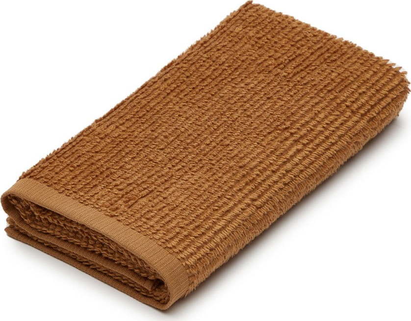Hnědý bavlněný ručník 50x90 cm Yeni – Kave Home Kave Home