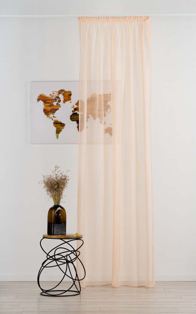 Záclona v lososové barvě 300x260 cm Voile – Mendola Fabrics Mendola Fabrics